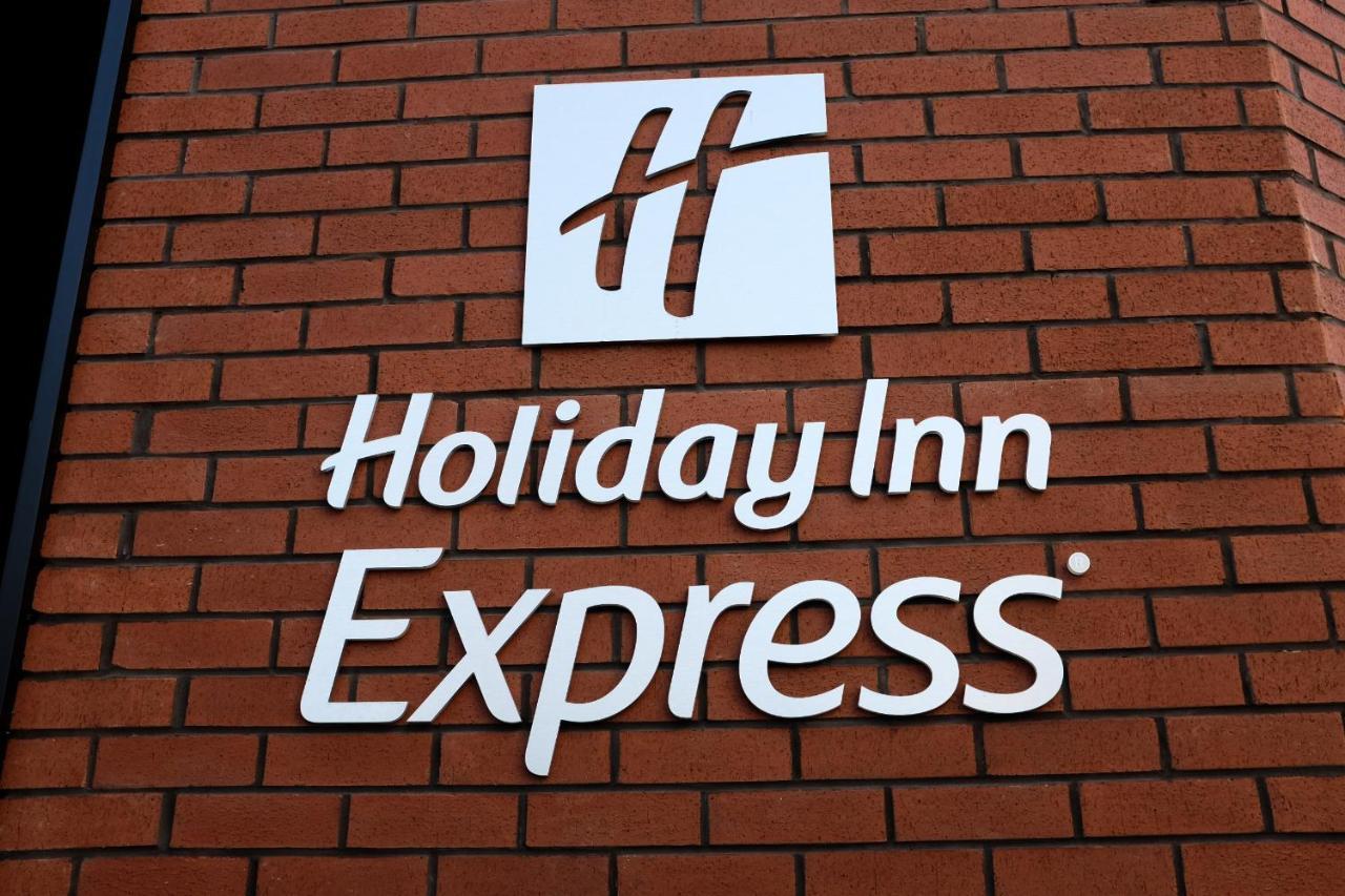 Holiday Inn Express Tbilisi Avlabari, an IHG Hotel Dış mekan fotoğraf