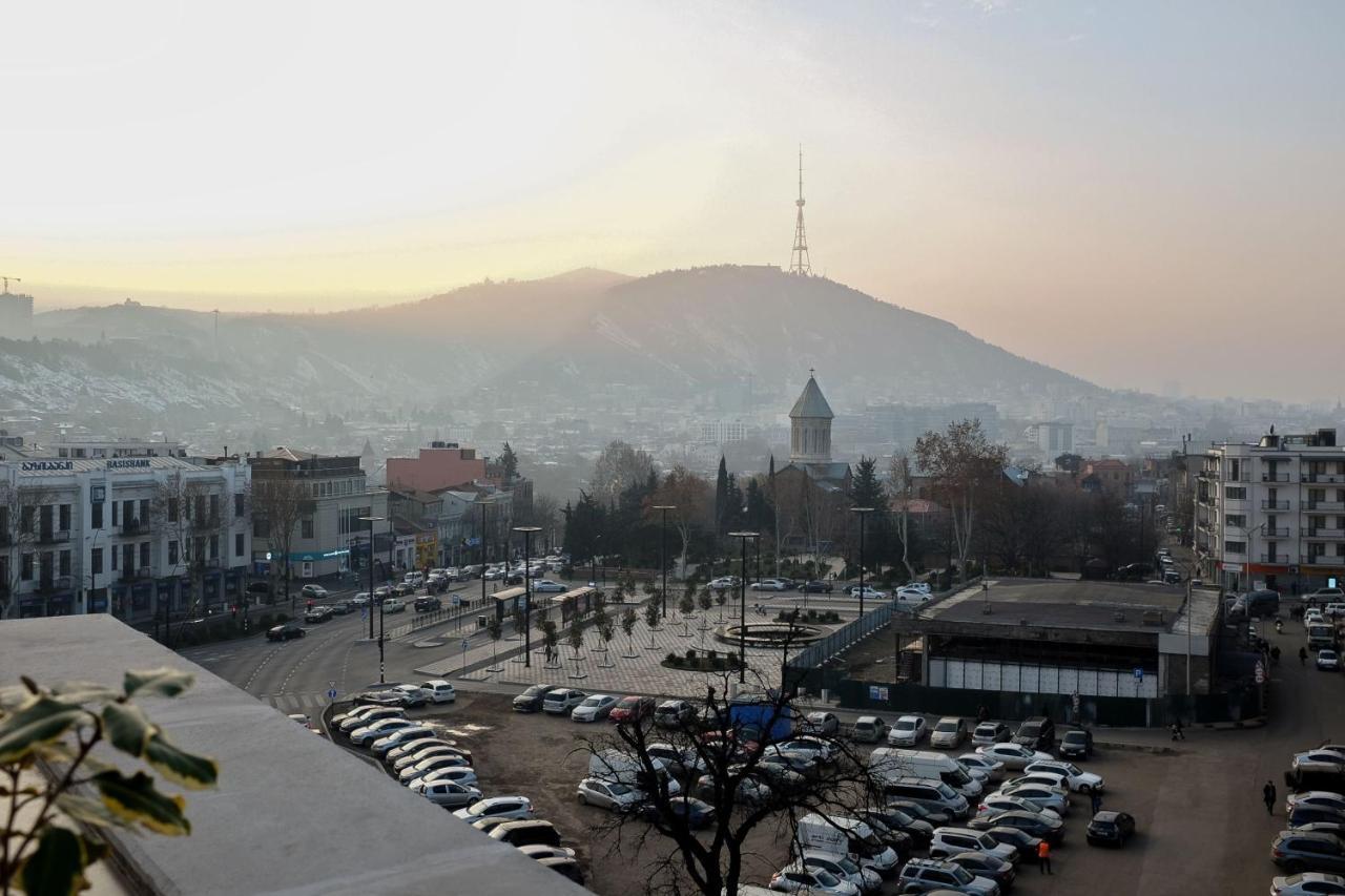 Holiday Inn Express Tbilisi Avlabari, an IHG Hotel Dış mekan fotoğraf